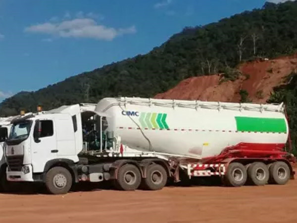 廈門(mén)凌宇攪拌車