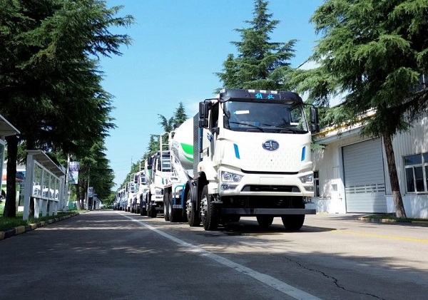 【發(fā)車(chē)新聞】花開(kāi)盛夏好風(fēng)光，蒸蒸日上交付時(shí)